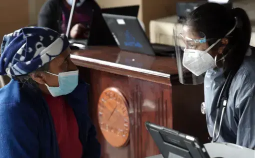 Woman consults patient