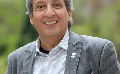 Manuel Pulgar-Vidal headshot