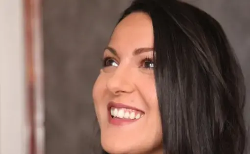 headshot