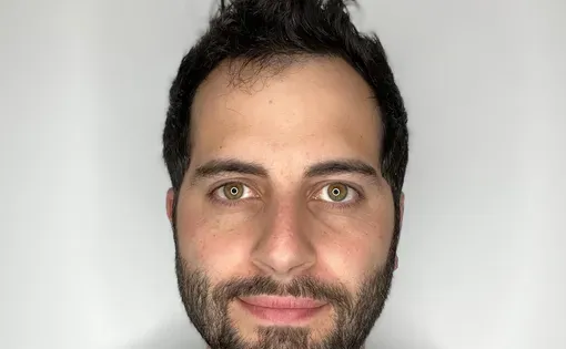 headshot