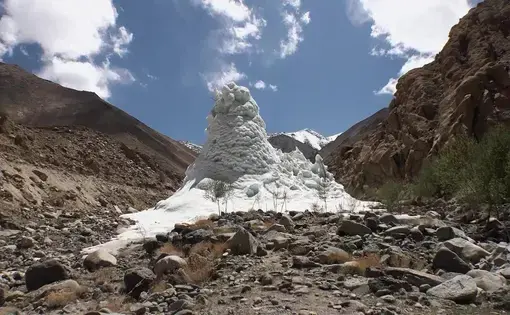 Climate change forces major lifestyle changes high in the Himalayan mountains video thumbnail