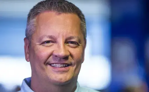 Ron Hansen Headshot