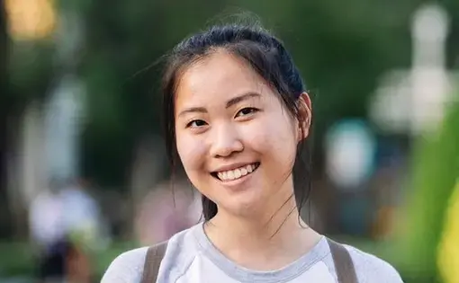 Nanticha Ocharoenchai Headshot.