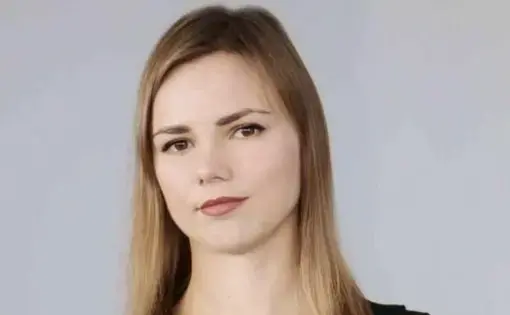 Anna Babinets Headshot