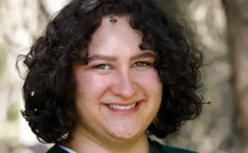 Laura Philion Headshot