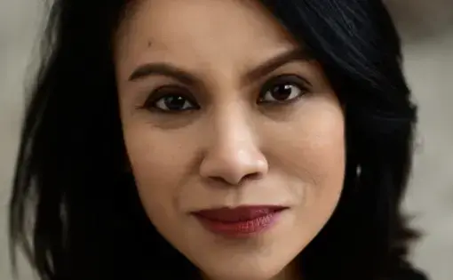 Ana P. Santos headshot