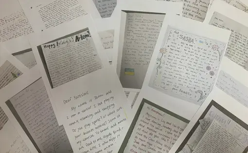 Letters between students from Chicago and Ukraine.