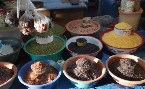 Containers of a variety of grains.