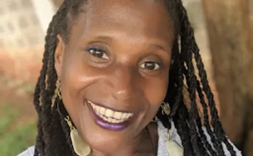 Dionne Monsanto headshot