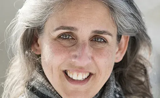 Gillian Huebner headshot