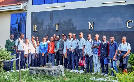 Group of students at the National radio in Goma after the EcoCulture live broadcast - Photo by Eric Selemani