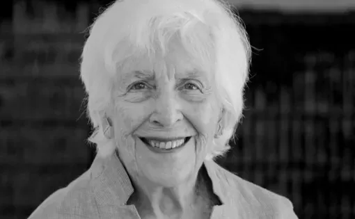 headshot of Emmy Pulitzer