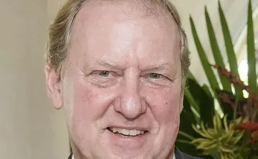 Thomas Van Lent headshot