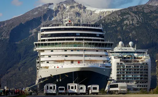 CruiseShip3