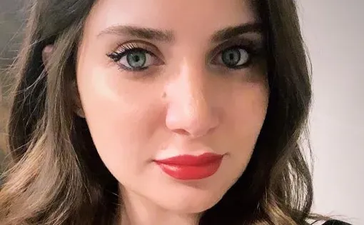 headshot of Fatima Al Ali