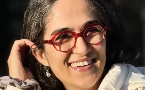 Elahe Esmaili headshot