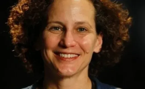 Danica Kirka