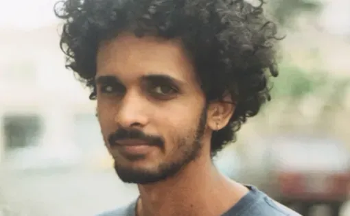 Jonathan Moens headshot