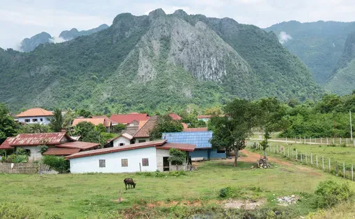Image of mountains and homes