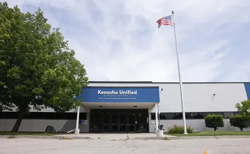 Kenosha, Wisconsin, school district building