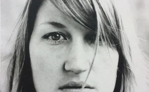 Julia Gunther headshot