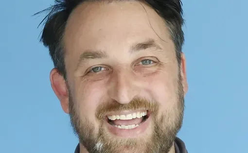 Matt Ozug headshot