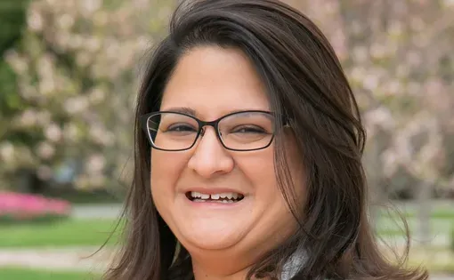 headshot of Shruti Desai