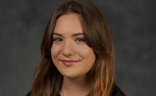 Mikayla Melo headshot
