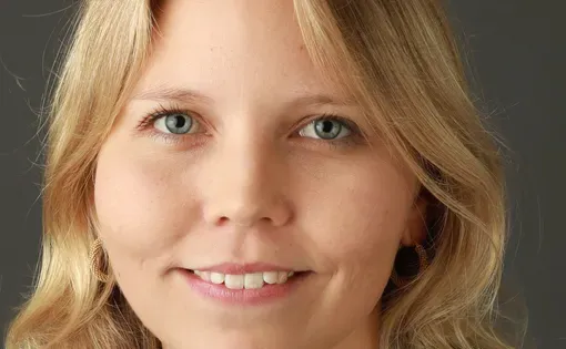 Jennifer Scherer headshot
