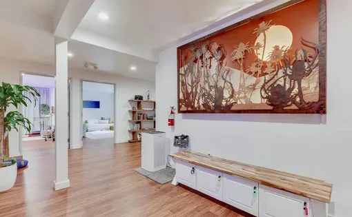 An interior view of Seth Mehr’s Cascade Psychedelic Medicine in Portland, Oregon, which offers ketamine treatment, among other therapies. Image courtesy of Seth Mehr. United States.