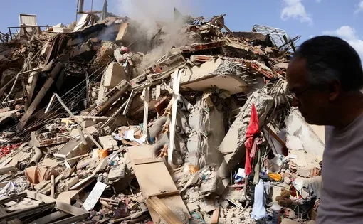 Earthquake rubble