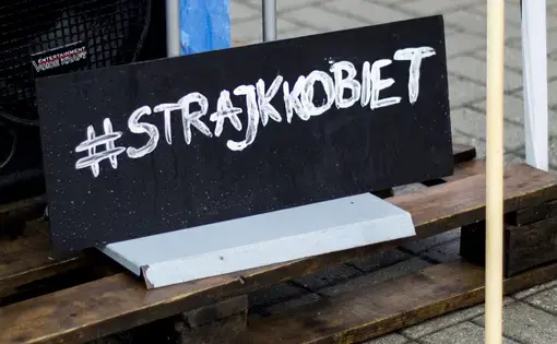 A sign from the October 2016 protests against the anti-abortion law. Image courtesy Iga Lubczańska/CC BY 2.0. Poland, 2016.