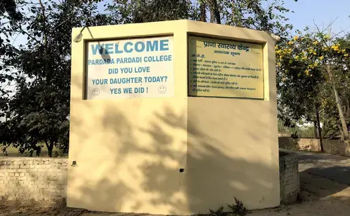 Murals around the school help drive the message of equality home. Image by Annalisa Merelli. India, 2018. 