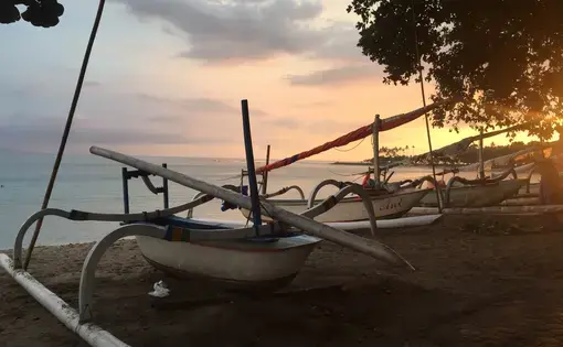 Sunset at the Senggigi coastline in Lombok. Image by Krithika Varagur. Indonesia, 2017.