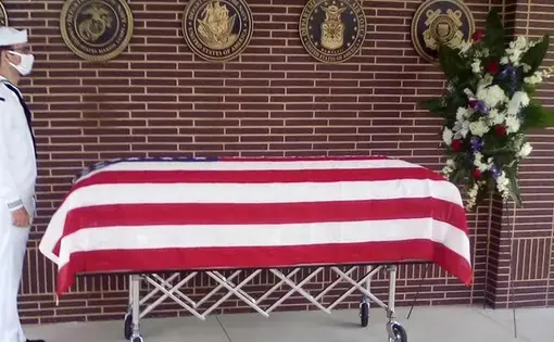 The military funeral of Navy veteran Albert Bender Jr., who died in the Mississippi State Veterans Home in Kosciusko after being tested positive for COVID-19, took place on June 9, 2020. Image courtesy of Marcy Mills/Special to Clarion Ledger. United States, 2020.