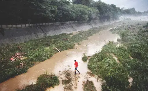 Sean Gallagher - China's Disappearing Wetlands