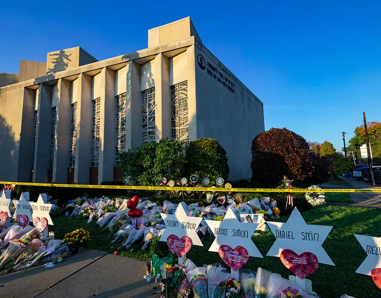 Pittsburgh Steelers kick in $70,000 to synagogue attack recovery