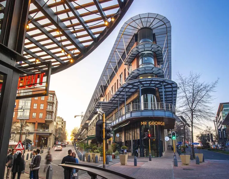 Upmarket and Off-the-Grid: How a Pocket of Gauteng Is Inching Towards Net Zero Upmarket and Off-the-Grid: How a Pocket of Gauteng Is Inching Towards Net Zero