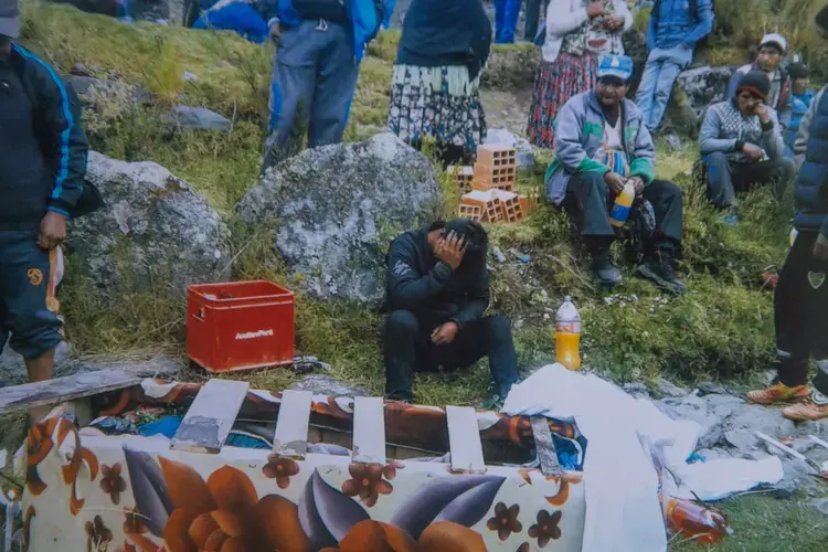 A scene from Rogelio Corhuari's burial. No one has been arrested in his death. Image courtesy Corhuari family.