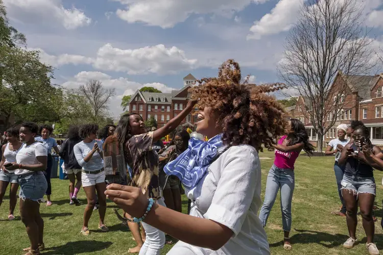 Maura Chanz Washington, a 2015 graduate of Spelman College, the top-rated historically black institution, returned to campus to commemorate Founders Day, April 11, 1881. It’s one of the most celebrated days of the academic year at this college for women. Image by Nina Robinson. United States, 2017.<br /> 