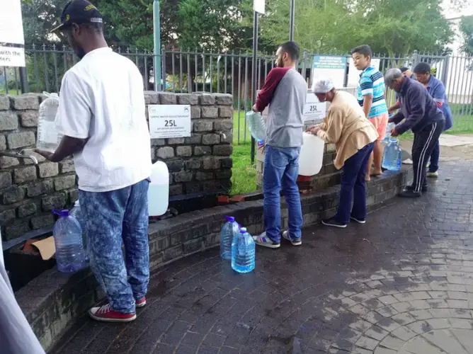 Water crisis in Cape Town. CC BY-SA 2.0. South Africa, 2018.