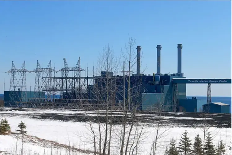 Minnesota Power's Taconite Harbor Energy Center, a coal-fired power plant along Lake Superior's North Shore. One unit of the plant was shut down in 2015, and the two remaining units were idled in 2016. Image by Paul Walsh. United States, undated.