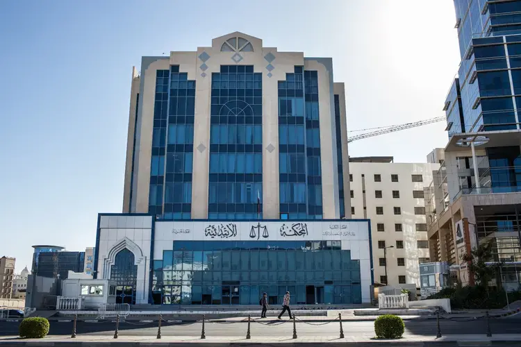 Zina laws criminalize unmarried sex and pregnancy out of wedlock as crimes punishable by imprisonment of up to one year. Image by OM. Qatar, 2017.