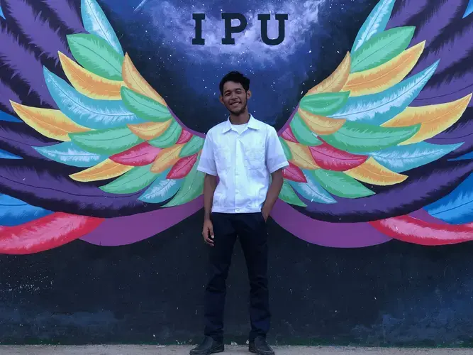 Luis Bonilla, 16, studies computers and robotics at a high school in El Progreso. Image by Jaime Joyce/TIME for Kids. Honduras, 2019.