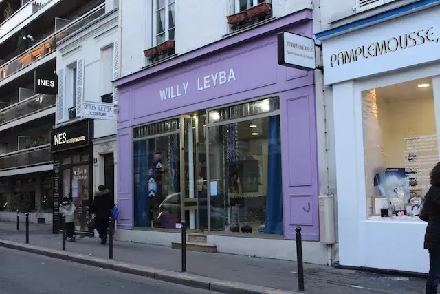 Willy Leyba beauty salon. Image by Ana P. Santos. France, 2018.