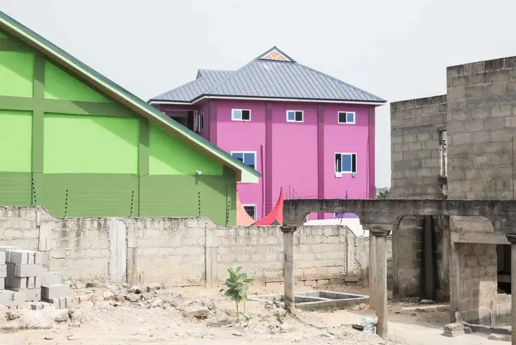 The huge church built by ‘Angel’ Obinim in one of the poorest areas of Kumasi. Image by Tomaso Clavarino. Ghana, 2018.</p>
<p>