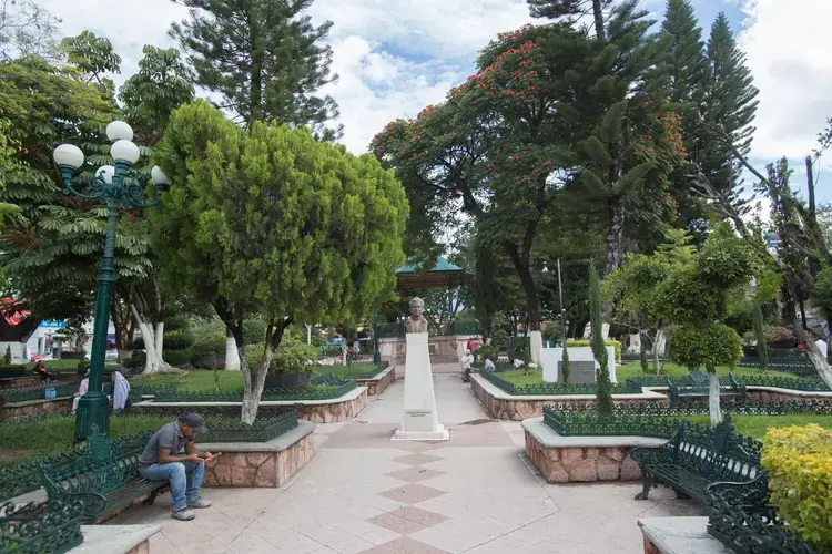 Chilapa, once a popular tourist destination, has become too dangerous for visitors, and now clears out before sundown. Image by Omar Ornelas/The Desert Sun. Mexico, 2019.