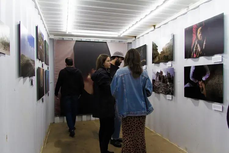 Nariman el-Mofty discusses her work at Photoville 2019. Image by Claire Seaton. United States, 2019.