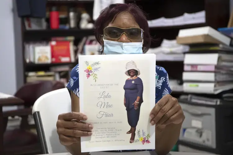 Beulah Greer sits in her late sister Lula Mae Friar’s office office at the Community Students Learning Center in Lexington, MS. Friar passed away in July from COVID-19 related complications. Image by Sarah Warnock/MCIR. United States, 2020.