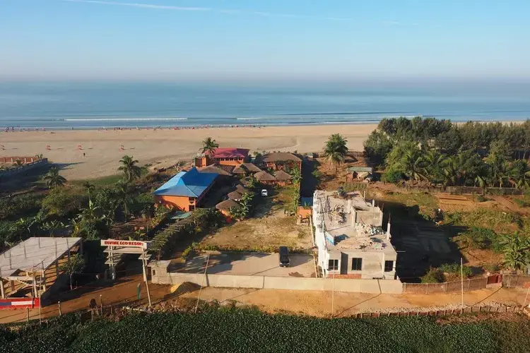 Cox's Bazar at dawn. Image by Doug Bock Clark. Bangladesh, 2017.